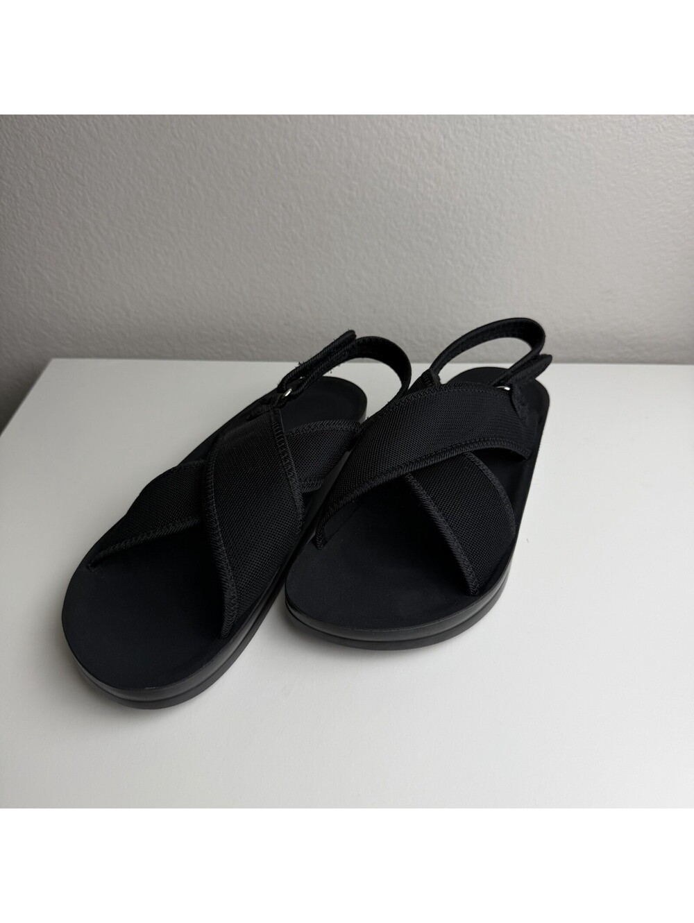 Aerothotic Women’s Black Strappy Platform Sandals Size 41 Slingback Casual